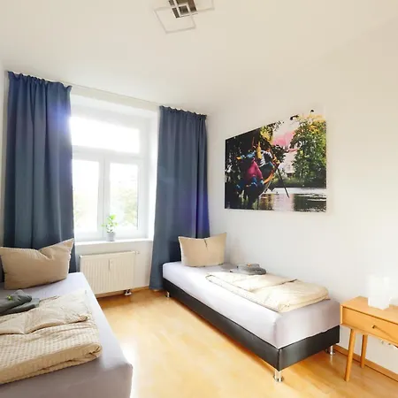 아파트 Gruenderzeitwohnung Unweit Der Altstadt *