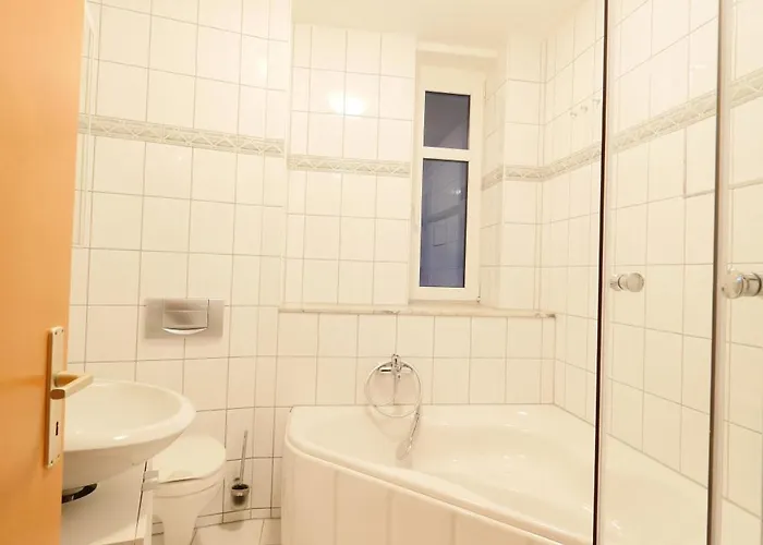 Gründerzeitwohnung Unweit Der Altstadt *